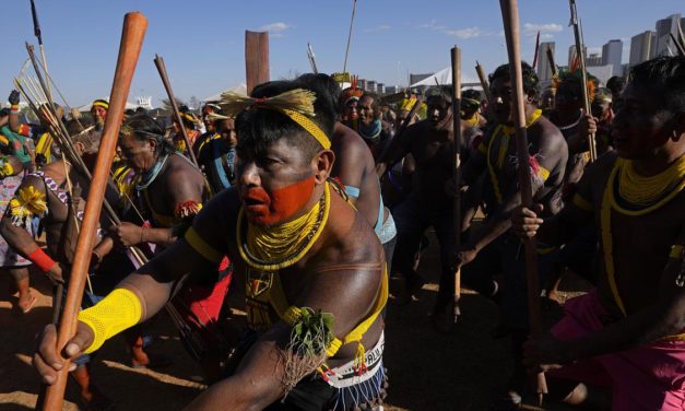    GRUPOS INDÍGENAS COMIENZAN LA SEMANA DE PROTESTA CONTRA JAIR BOLSONARO EN BRASILIA