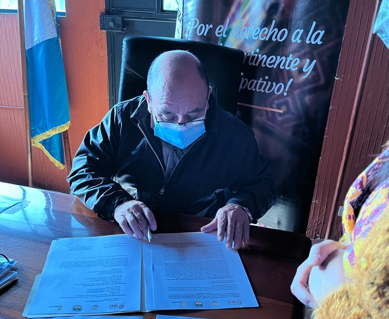 Asociación IDEI, Organismo indígena Naleb y municipio  de San Juan Ostuncalco firman convenio de cooperación